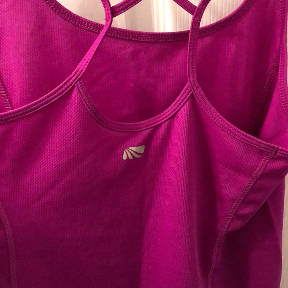 Work out top - Picture 4 of 4